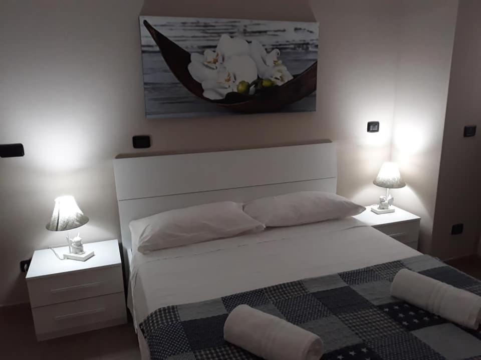 Hotel Ded 1 파르마 외부 사진